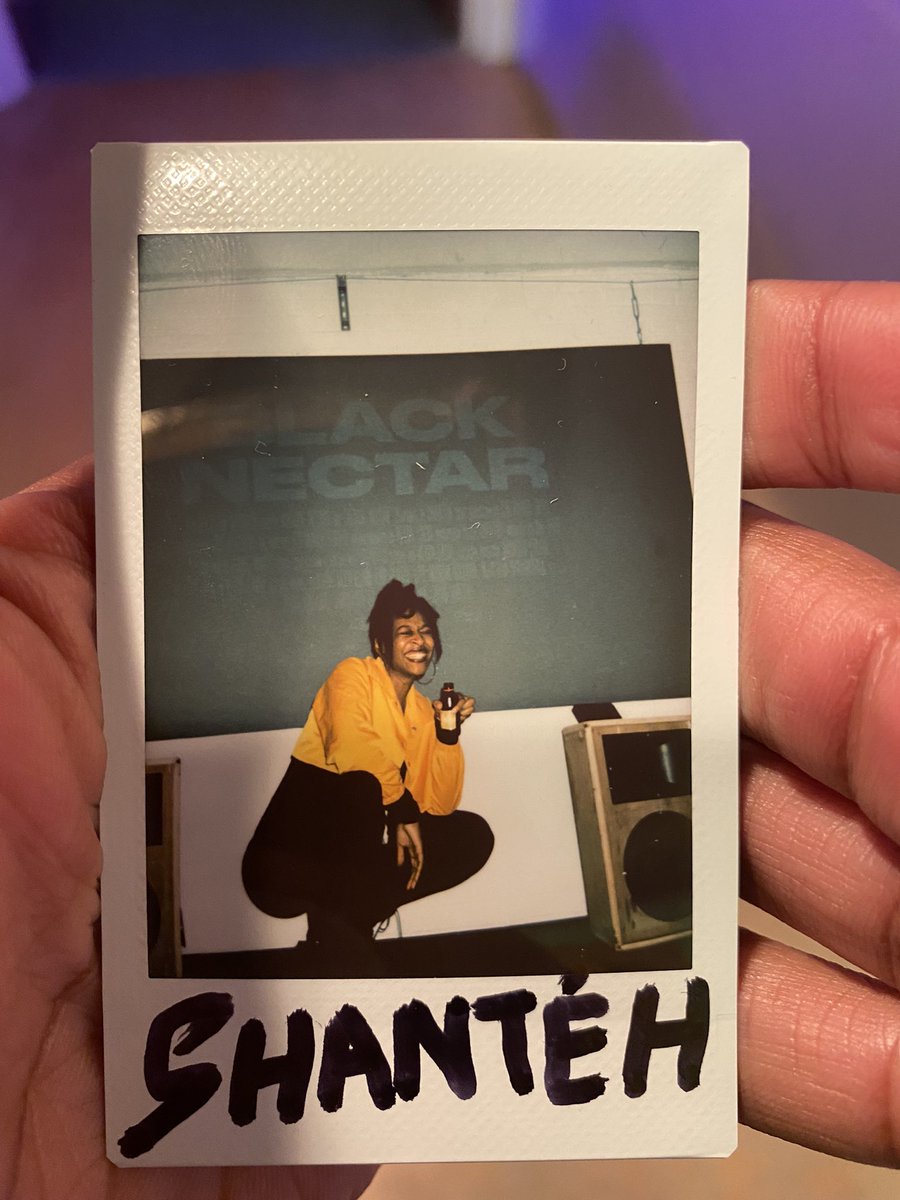 _SHANTEH_'s tweet image. My debut album, I.D is out now 🌍✈️
Thank you, Lord. Thanks to everyone that’s been a part of the project. We’ve only just begun. To my friends and family, this one is for you. distrokid.com/hyperfollow/sh…

🖼 - yours truly (and no, it’s not my real passport. I’m not an eediat.)