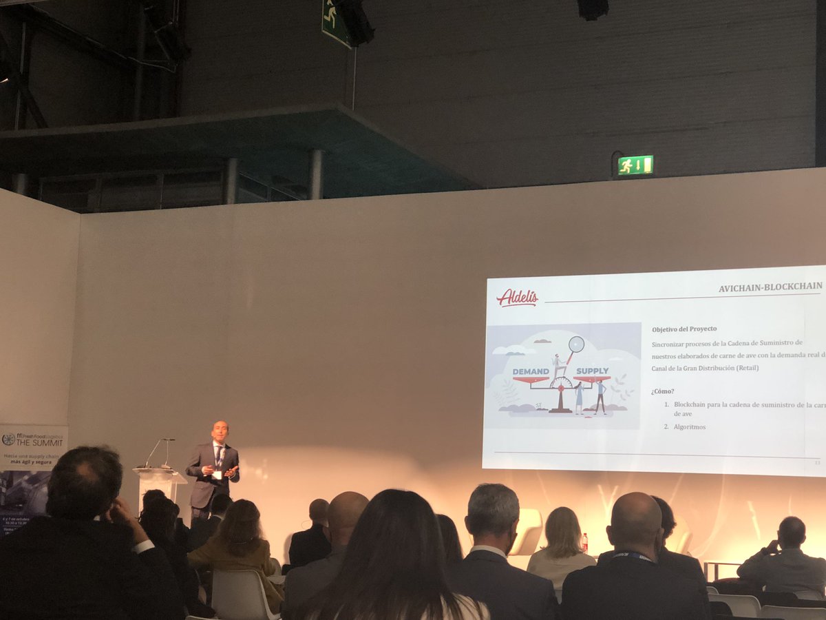 AinhoaRMoran's tweet photo. Arranca Fresh Food Logistics The Summit Alimarket en el marco de Fruit Attraction con Daniel Gamarra, Director de #Logística de Adelís, que nos habla de #blockchain para sincronizar y dar visibilidad a los procesos. 
#alimentación #cadenadesuministro #supplychain #cárnicos https://t.co/qO9CuDwm1J