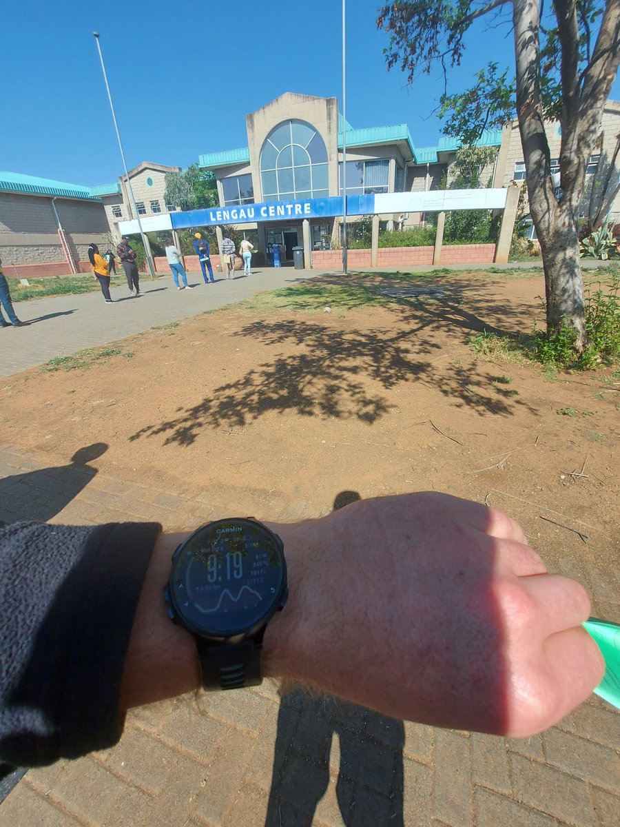I will personally vote for a party that sees this problem standing in line for hours (4 hours is a understament ) not  being at work, just moving from que to que Just for a very simple license renual that could have taken less than 20 minutes. Dear <a href="/CyrilRamaphosa/">Cyril Ramaphosa 🇿🇦</a> design a app!!!