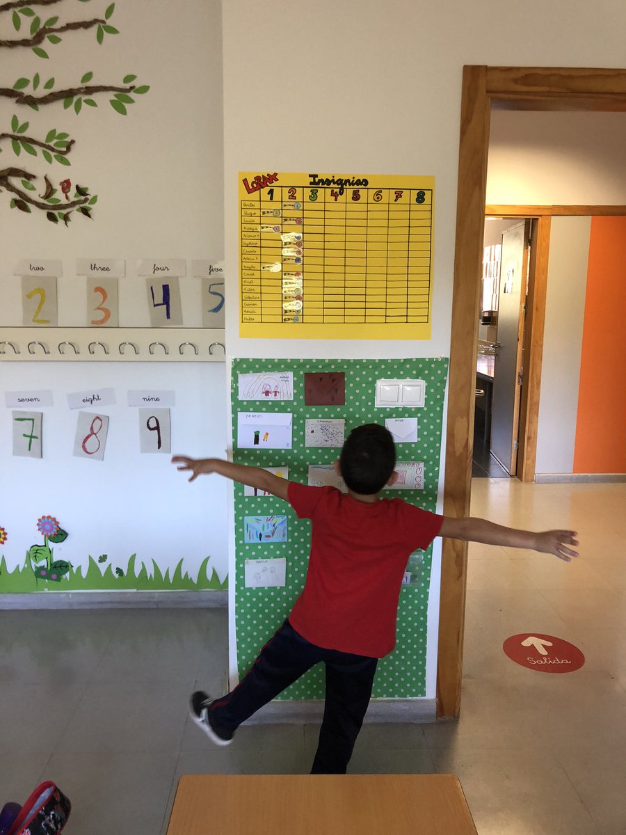 Julia_Gonzalez_'s tweet photo. Empieza el juego.
#Gamificación 
El Lórax https://t.co/YmNkQh1U24