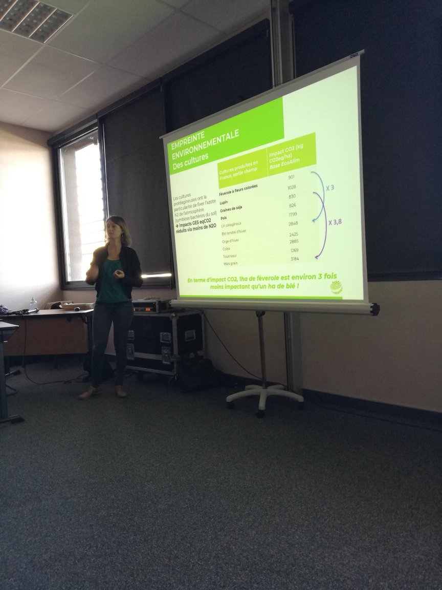Valorex (@valorex_) on Twitter photo En direct de la #conférence Objectif CO2 organisée par Valorex au <a href="/SommetElevage/">SOMMET DE L’ÉLEVAGE</a> ! Elle a pour thématique les solutions Valorex pour renouveler les #filières animales : plus de #performances techniques et moins de #CO2. En direct de la #conférence Objectif CO2 organisée par Valorex au <a href="/SommetElevage/">SOMMET DE L’ÉLEVAGE</a> ! Elle a pour thématique les solutions Valorex pour renouveler les #filières animales : plus de #performances techniques et moins de #CO2.
