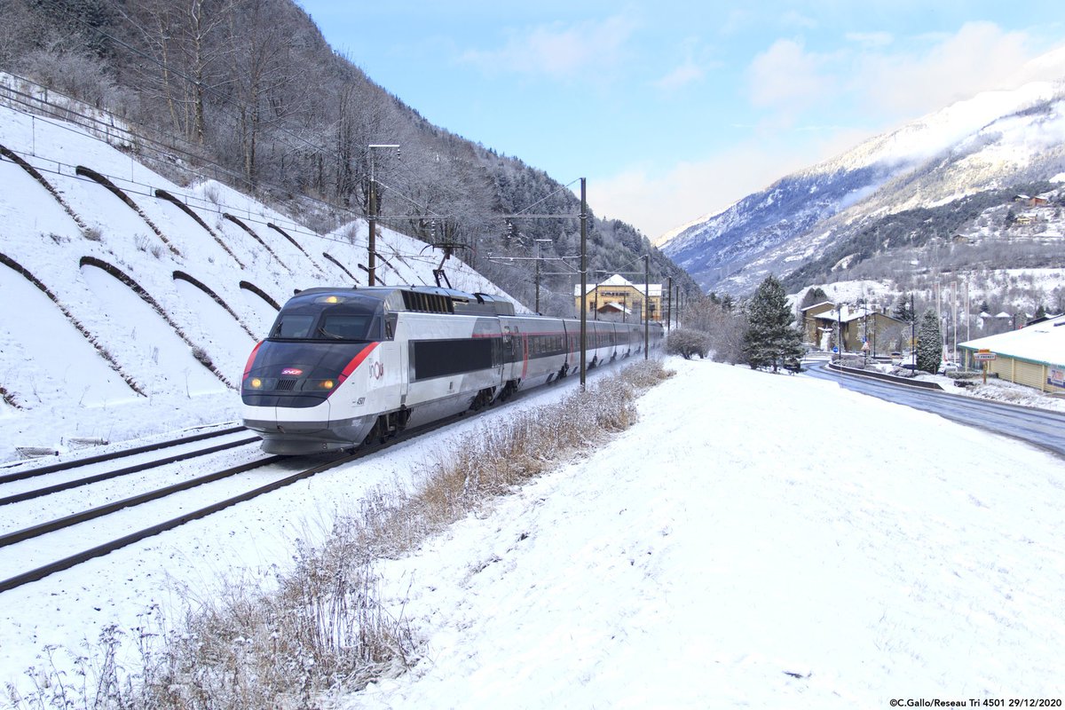 alainkrakovitch's tweet photo. Les ventes pour les billets @TGVINOUI @OUIGO @Intercites et nos destinations Europe sont ouvertes pour les vacances (et les fêtes!) de fin d’année. 
De nouvelles destinations hiver @OUIGO : Grenoble, Bourg St M
@Intercites : Paris-Lourdes en train de nuit à partir de 19€. https://t.co/9hd26aY5No