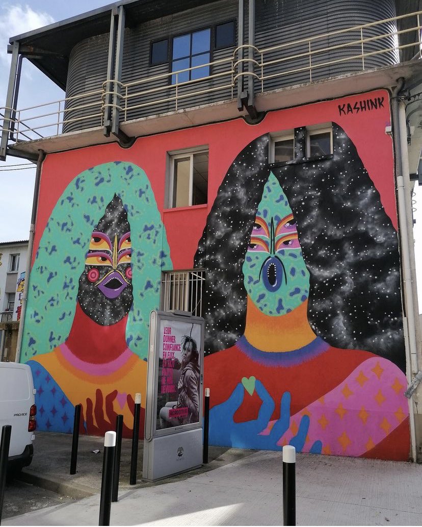lovestreetart22's tweet photo. Kashink in Nimes, France (Photo by Deambulations).
#StreetArt #Kashink #France https://t.co/2SCkBLO4MU