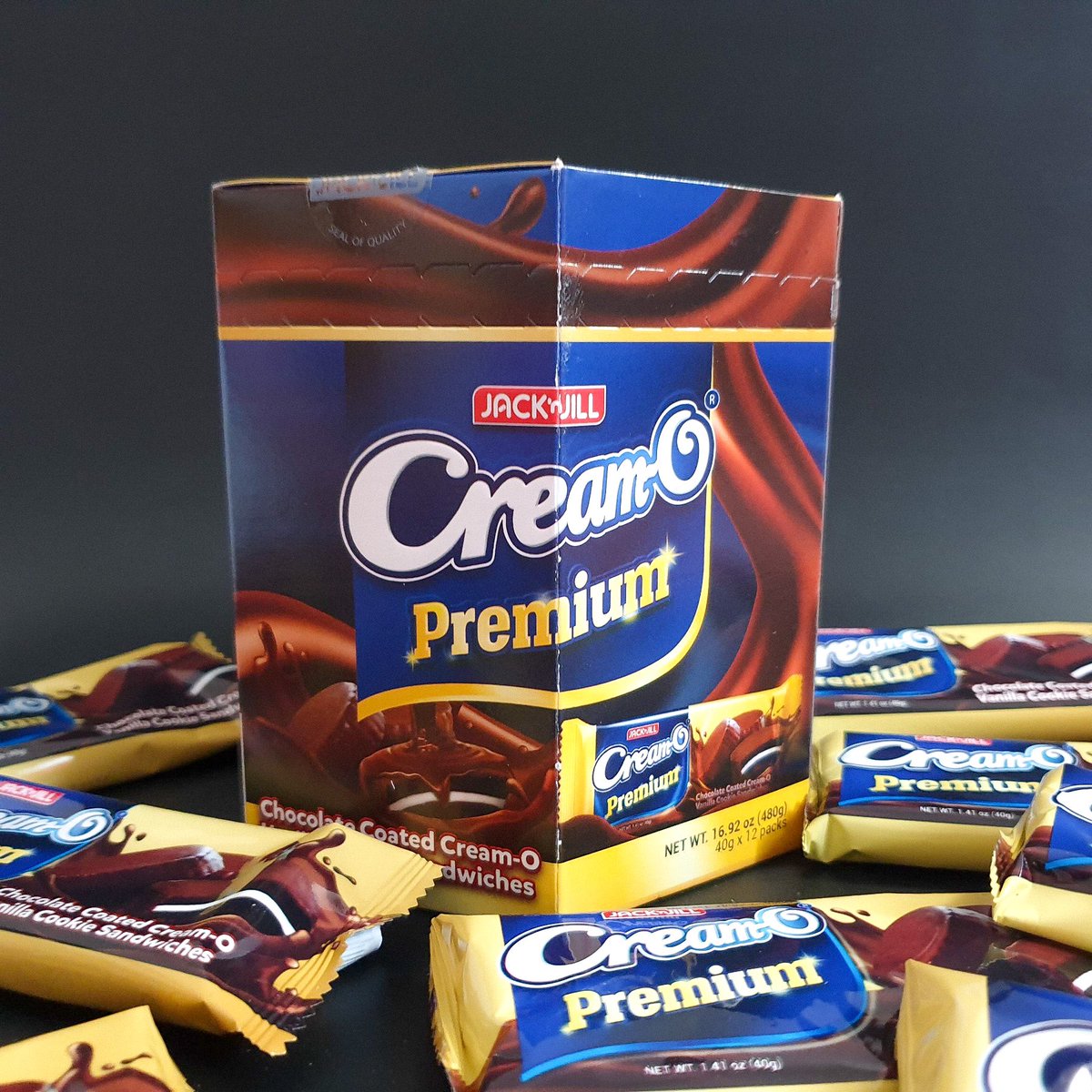 SouthSnippets's tweet photo. Snippets of your nostalgic cookie.๐ช๐ซ Raise your hand if this is your personal favorite, Southies!๐๐ฝโโ๏ธ๐๐ฝ๐๐ฝโโ๏ธ
#SouthSnippets #SouthEats #CreamOPremium #CookiesPH #GoodVibesAlways https://t.co/GrGtVhVlvK