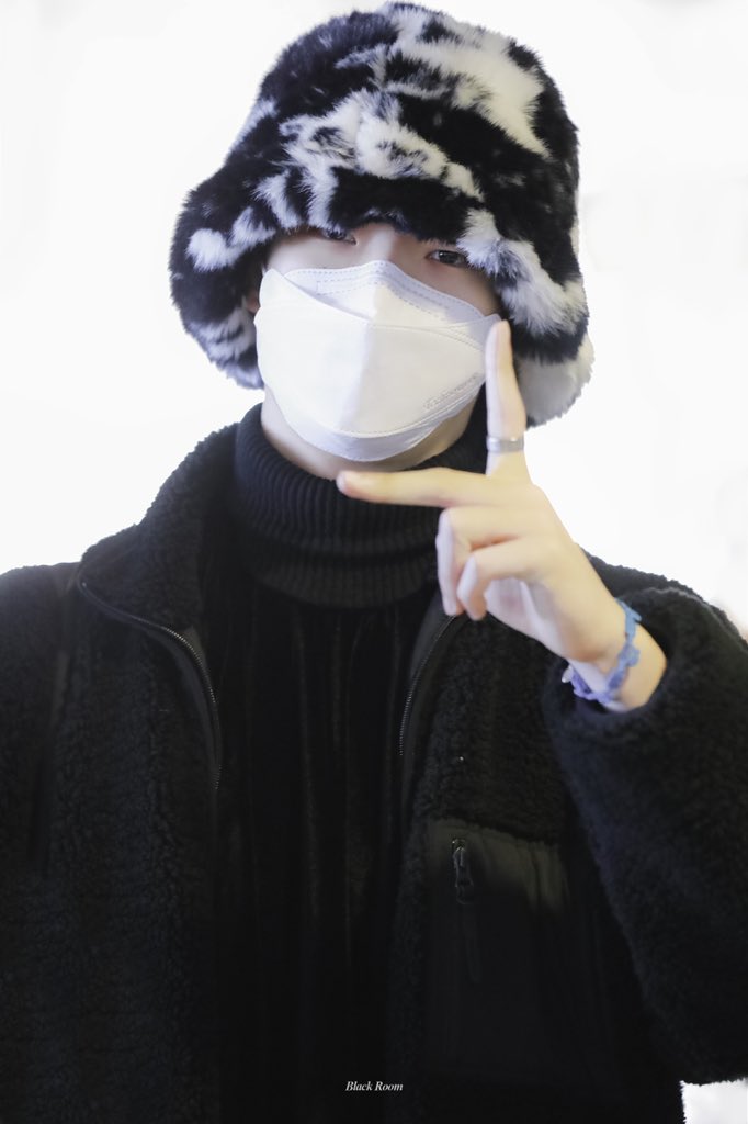 200312 

🐄🐄

#에이티즈 #ATEEZ #송민기 #민기 #MINGI