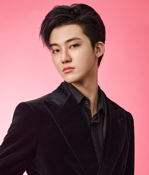 wwdkorea's tweet photo. 'A portrait of 22'
#WWDKorea #NCTDREAM #JAEMIN Special Edition is coming soon! World-renowned designer #TomFord and NCT DREAM Jaemin held a collaboration pictorial. For pre-order, please visit the website below.

Shortcut to pre-order
➡️https://t.co/PQgKav2Fco https://t.co/aPdbhqfmk9