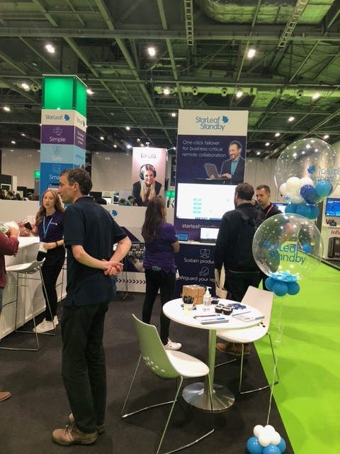 StarLeafStandby's tweet photo. At #UCExpo? Come down to our stand to meet the team and hear all about the brand NEW StarLeaf Standby, as well as plenty of other exciting news.
#StarLeaf #StarLeafStandby #StarLeafUCExpo https://t.co/MGLQzlxNzm