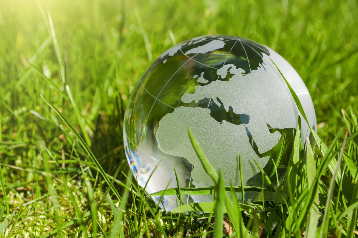BASF_VALERAS's tweet photo. Today, on Energy Efficiency Day, we are highlighting our additive solutions which make plastic production and  recycling more efficient, reducing the energy consumption as well as protecting our planet’s resources: https://t.co/MA3388KjGF https://t.co/qGUxG3Tijl