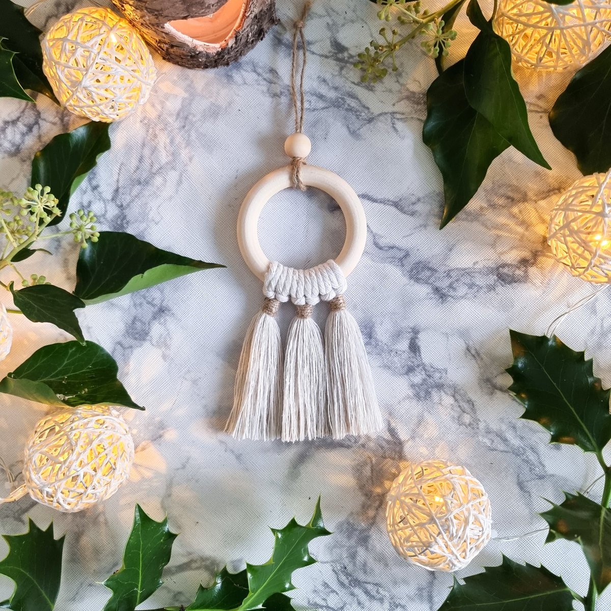 HandmadeFYHome's tweet photo. // CHRISTMAS // The Triple Tassel Christmas Decoration that doubles up as a napkin ring!! Available now on https://t.co/fo9xG2WdGJ 🎄🎄🎄#handmadehome #macrame #handmadeuk #handmadewithlove #etsyshop #etsystore #Christmas #Christmas2021 https://t.co/sbvy9CwqeV