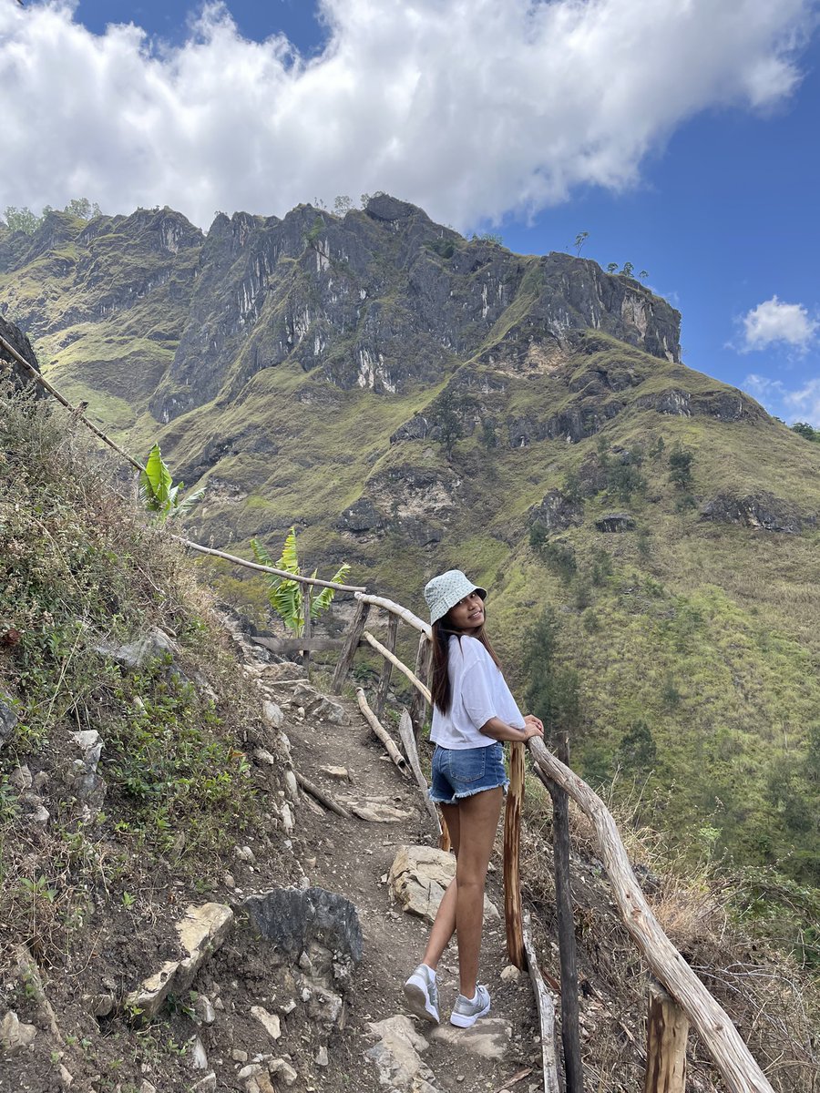 Tiftifaaaaaaaaa's tweet photo. Thank you Doko-mali for this amazing view ❤️ #mytimorleste 🇹🇱 https://t.co/TZrgAowigy