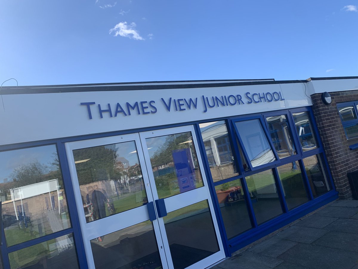 Thames View Juniors 💙 tweet media