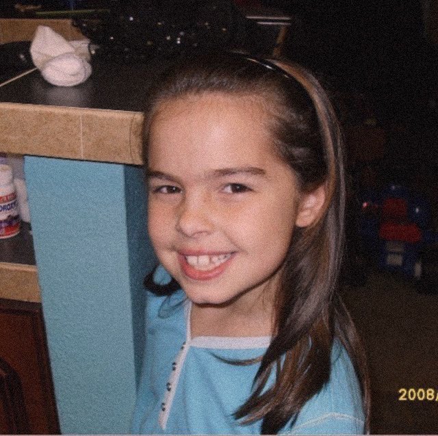 addisonretro's tweet photo. HAPPY BIRTHDAY TO MY FAVOURITE GIRL ADDISON RAE🤍I LOVE YOU!! @whoisaddison #HAPPYBIRTHDAYADDISON https://t.co/pVtyYKSvMQ