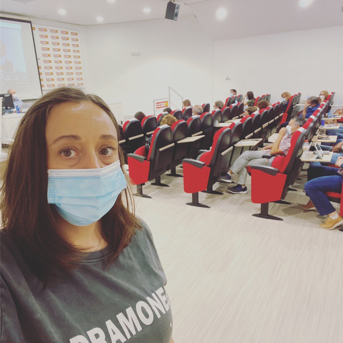 AliCivera's tweet photo. ‼️Hoy celebramos el #ConsellFSCCOOPV y hablamos de las cosas que vamos a poner en marcha para los próximos meses 
🚨Entre otras cosas seguiremos con la movilización #nocentralizaciónsescicu
🎽Hoy camiseta #Dramones de #LucíaBe porque a los dramas laborales también les damos caña https://t.co/Yb6mUWPhFQ