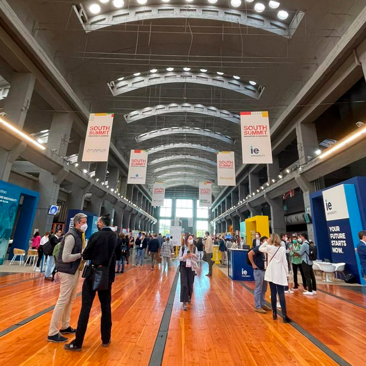 CashGuardSpain's tweet photo. Desde ayer hasta el Jueves 7 nos encontramos en la feria @south_summit junto a nuestro distribuidor @INFITEC presentando el mejor cajón inteligente del mercado CashGuard.

☎914999613📲600470088
#SouthSummit21 #innovación #cajoninteligente  #maquinacobroautomatico #solucionestpv https://t.co/oMz3VjLPkJ