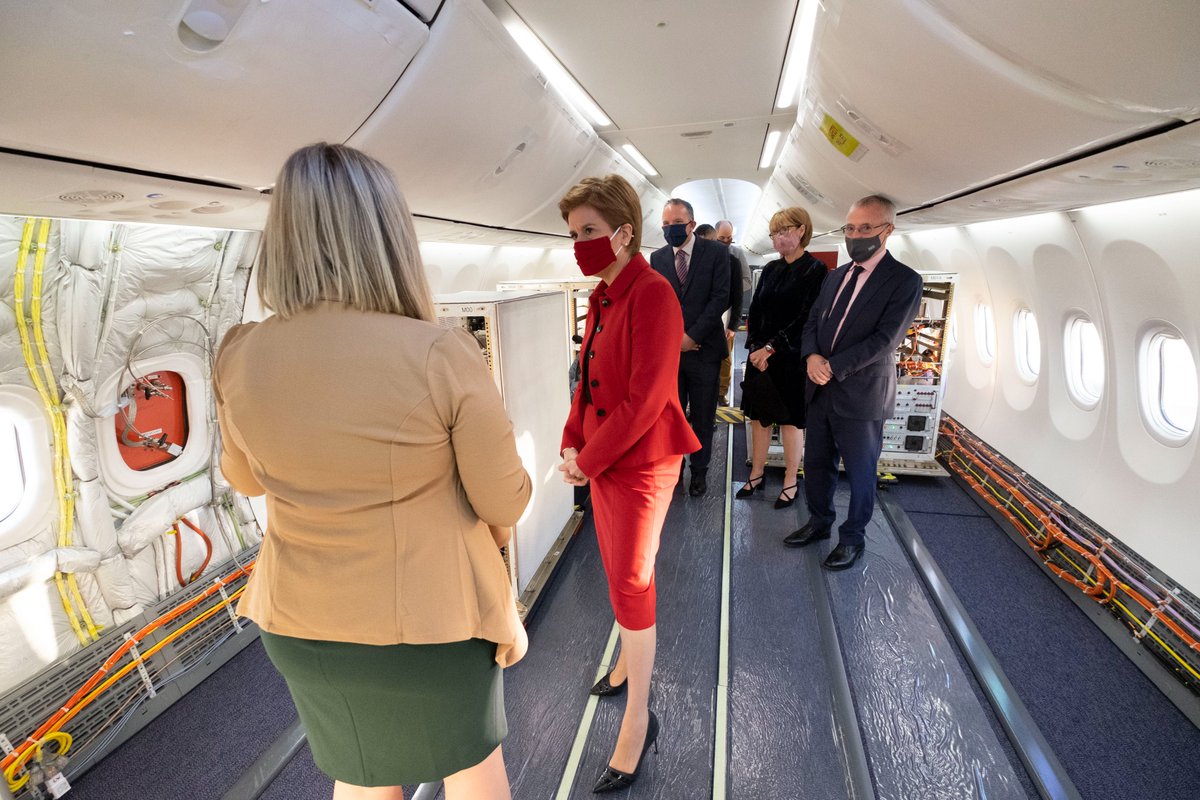 ScotGovFM's tweet photo. FM @NicolaSturgeon announced a new #NewtonRoom supported by @BoeingUK, as she toured Boeing's ecoDemonstrator and opened their Innovation Forum at @GLA_Airport.

The facility will open @gsc1 in 2022 to help inspire young people to consider #STEM learning and careers. https://t.co/984x9GR0CR
