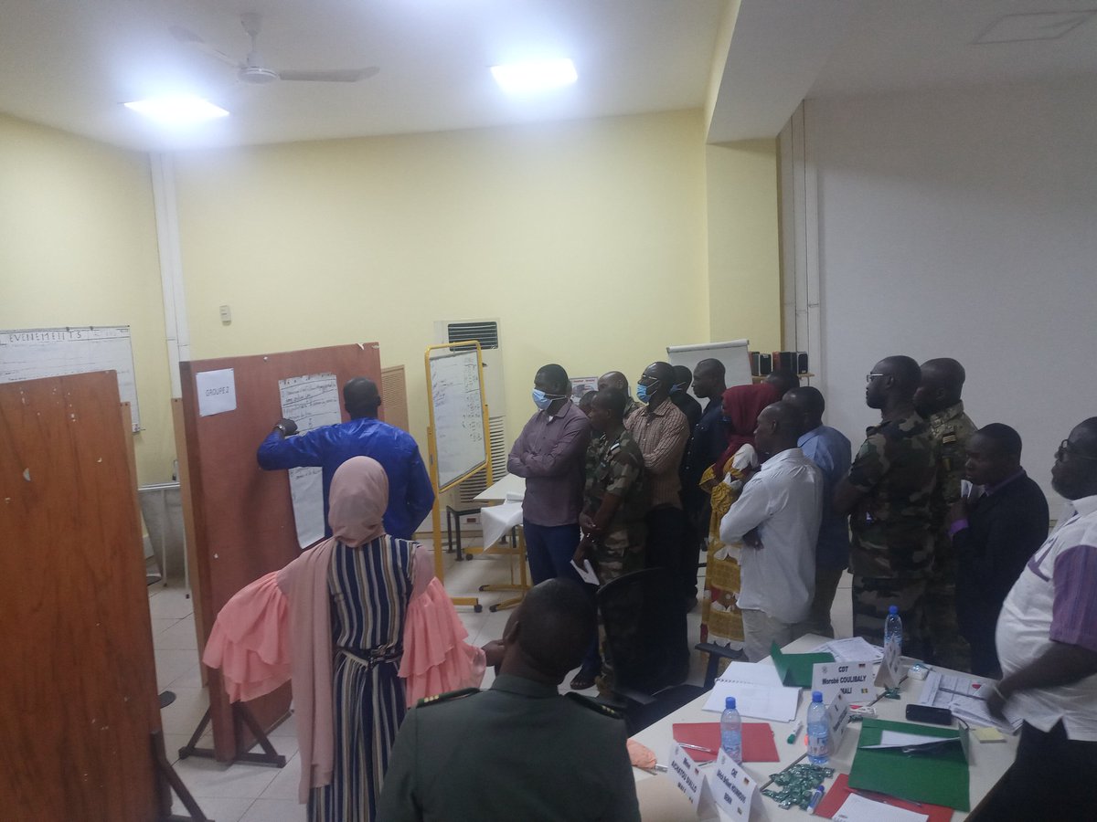 DIARRASeybaMoh1's tweet photo. Heureux de coordonner à nouveau une session de formation et renforcement des capacités de 20 futurs officiers Log dont 30% de femmes UNLOG🇺🇳, financé par RFA🇩🇪 @AllemagneDiplo @DDCMali @EMP_Bamako @part_empabb @DG_EMPABB @FAMa_DIRPA @UEauMali @UN @UN_MINUSMA @UN_CAR @rajrana https://t.co/dD2ZIfKoCW