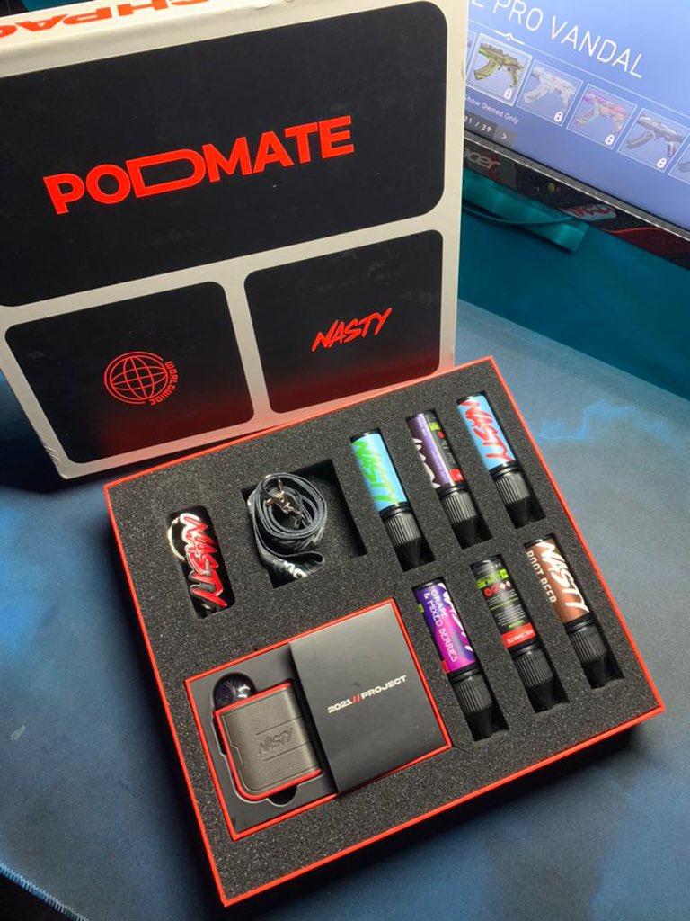 luqmannyamiin's tweet photo. PEHHHHH belanja sikitt close up set #PodMateMY ππ Siap ada keychain #NASTYMY lagi, kemas terok!!
Korang nak jugak set launchpack free?? Tekan link ni! https://t.co/URUfhqvpij https://t.co/sbkKnghKmE