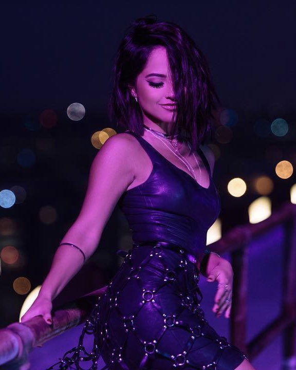 Becky G soltando verdades, gritalo mi reina
