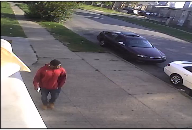 Toledo_PD's tweet photo. Attempt to Identify: On 9/27/2021 the pictured male was involved in a shooting in the 800 block of Walnut . If you have any information please call Crime Stoppers at 419-255-1111. #toledopolice https://t.co/xxc8gGxbUl