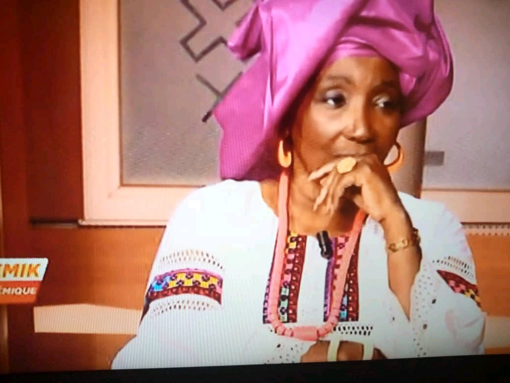 JosephSeigneur's tweet photo. Devoir de reconnaissance envers la Première Dame Dominique Ouattara:La diva Aïcha Koné reconnaissante aux actions et éfforts de notre championne Dominique Ouattara dans sa vie !
Merci fantagbê, first ladies incomparable , merci maman Aïcha pour la reconnaissance !
Anictché D.O https://t.co/0gHzoUxbcZ
