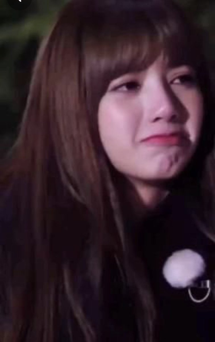 peagemi1306's tweet photo. Lili đừng buồn, mọi người luôn ủng hộ em hết mình
JUSTICE FOR LISA
 #YGLetLisadoHerWork https://t.co/sAdLJ7zxOY