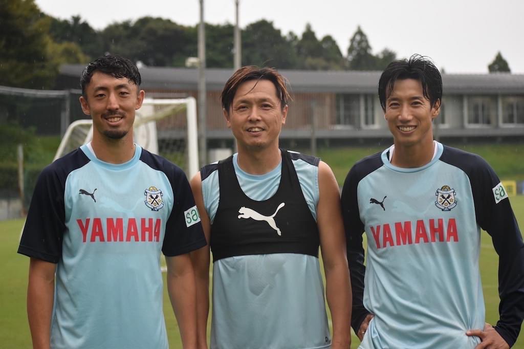 認定npo法人 Reale World スポンサー募集中 ケニアの子どもたちにスパイクを届けたい サッカーを通して子どもたちの心からの笑顔を溢れさせたい ジュビロ磐田の3名の選手 サッカー日本代表のレジェンドの遠藤選手 大津選手 鈴木選手から応援