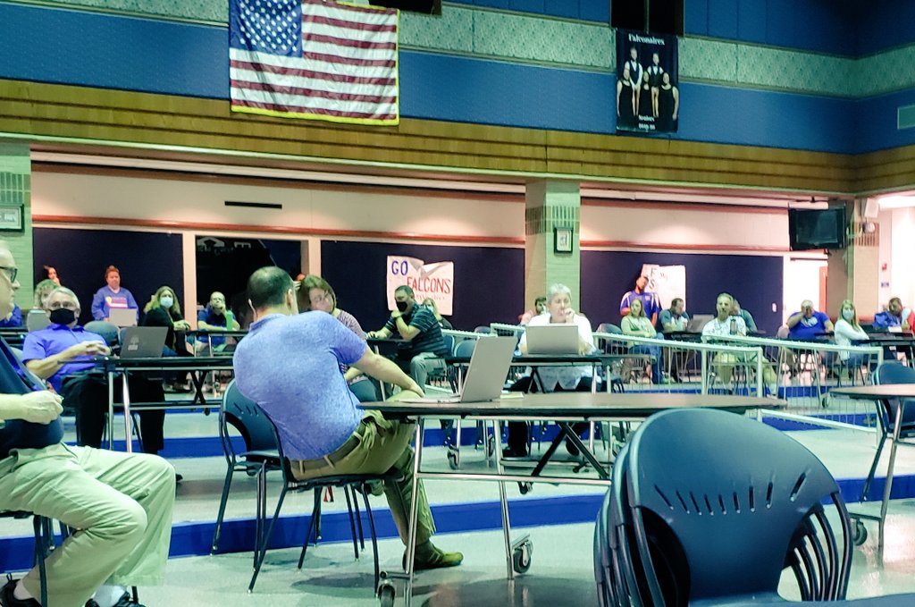 davidmossedu's tweet photo. I haven't tweeted much in awhile. This year has felt heavy but we are still moving forward! CM is so lucky to have such a great staff! HS staff is meeting this morning for a quick check-in. Its awesome to see everyone together again! #forwardtogether https://t.co/UwtOhfmo2o