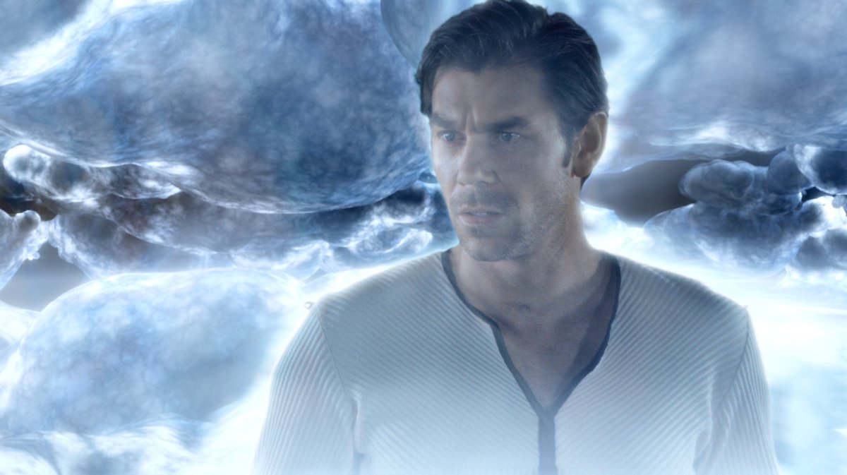 StarhunterTV's tweet photo. One of many great things about the series Starhunter REDUX is its amazing special effects. In this scene from Season 2, we see Travis Montana in hyperspace. Be sure to tune in to both seasons, now streaming on Amazon Prime, and please share this post throughout your galaxy. https://t.co/UTpyicH1B2