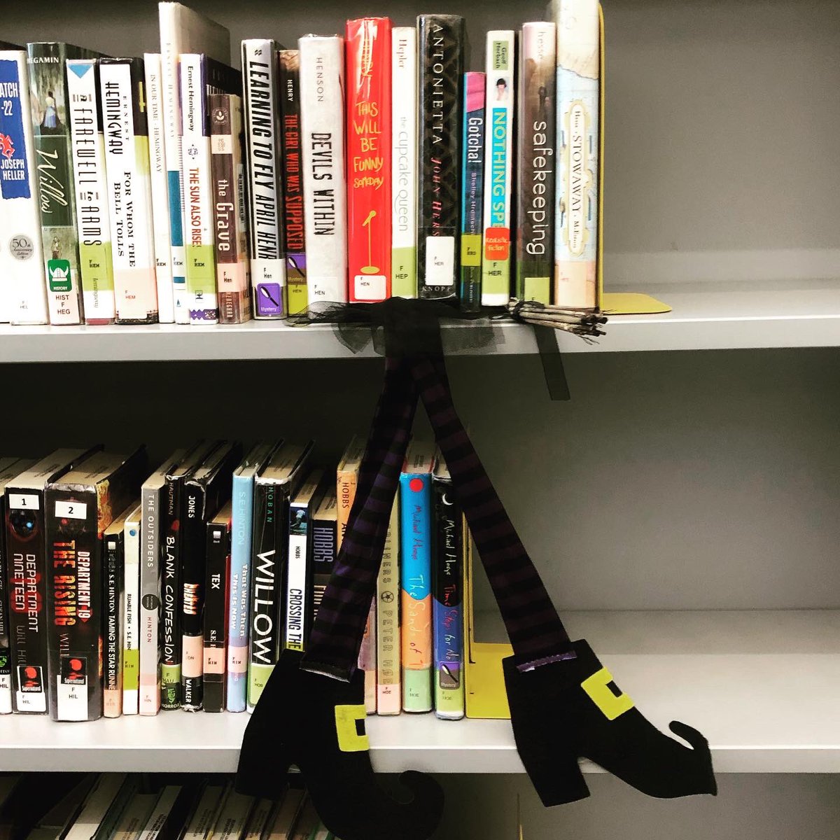 It’s Spooky Season at MOHS library. Stop by to check out some of our scary selections. #spookyseason #mohs #library #librarylife #books