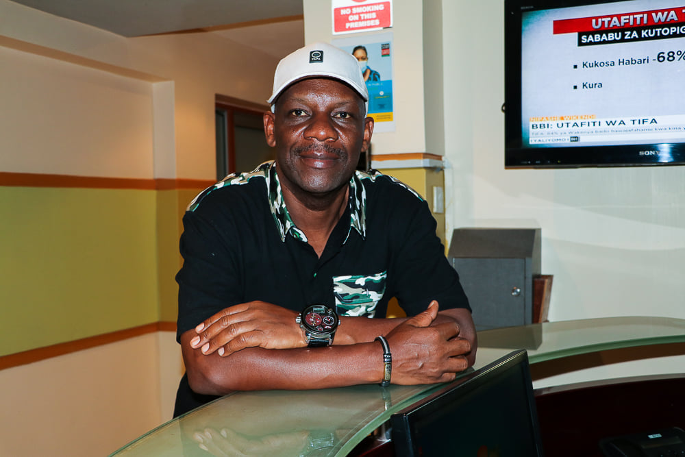 Ni wasaa wa porojo kwenye #GoodEveningKenya naye Kamau Munyua 8pm-12am. Mageni ni yepi siku ya leo? sema nami #GoodEveningKenya #RadioNumberOne