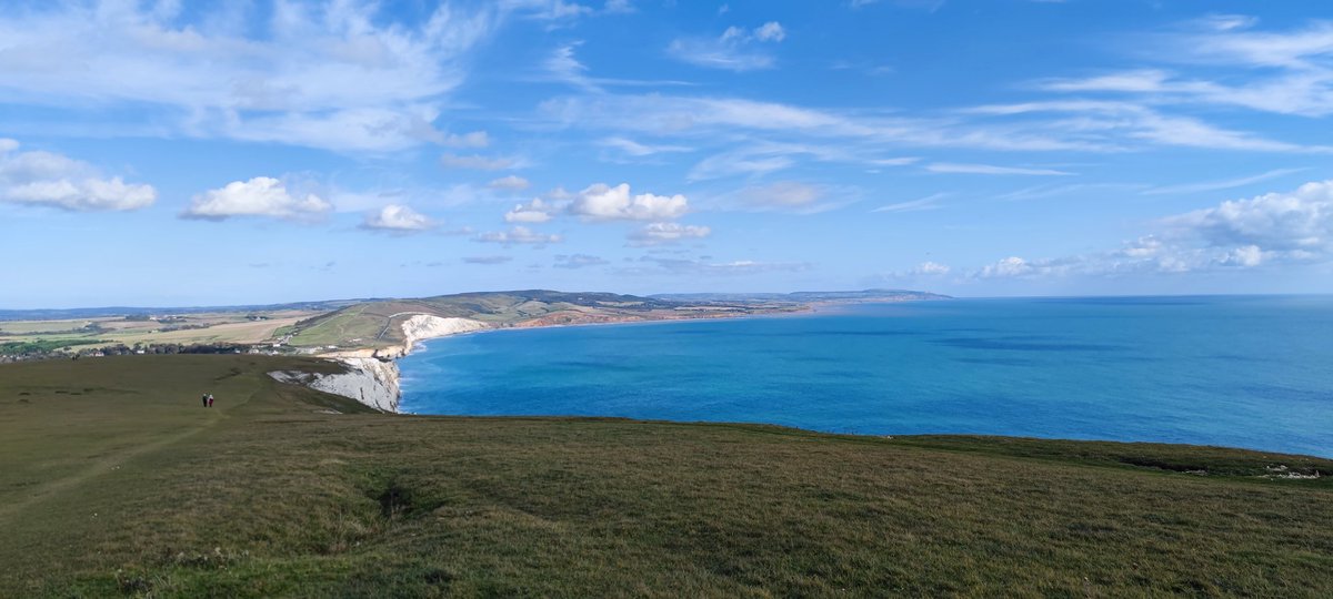 MattwicksBMR's tweet photo. Got to Tennyson down and the monument beautiful day, great day for a walk.

#WestWight #IsleOfWight #Autumn #TennysonDown #FreshwaterBay #Yarmouth #HurstPoint https://t.co/Puzj3mIWvN