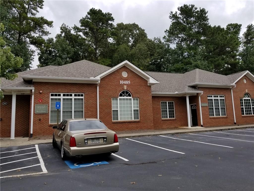 dagmarsands's tweet photo. 10405 Old Alabama Connector Rd Unit #201, Alpharetta, GA 30022. Commercial space listing currently for lease at $875/month. One large office to rent w/ shared Reception Area, Restroom, &amp; Kitchen - the space/office is upstairs within Ste #201. FMLS 6917489. https://t.co/InPAweMmfe https://t.co/6d27Xn4iiG