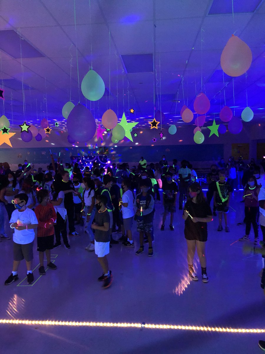 Discovery Key El (@discoverykey) on Twitter photo Let’s Glow Discovery Key! We surpassed our goal for our fundraiser! <a href="/MrsGreen1997/">Vivian Green</a> <a href="/pbcsd/">The School District of Palm Beach County</a> <a href="/CathyLewisclc/">Cathy</a> Let’s Glow Discovery Key! We surpassed our goal for our fundraiser! <a href="/MrsGreen1997/">Vivian Green</a> <a href="/pbcsd/">The School District of Palm Beach County</a> <a href="/CathyLewisclc/">Cathy</a>