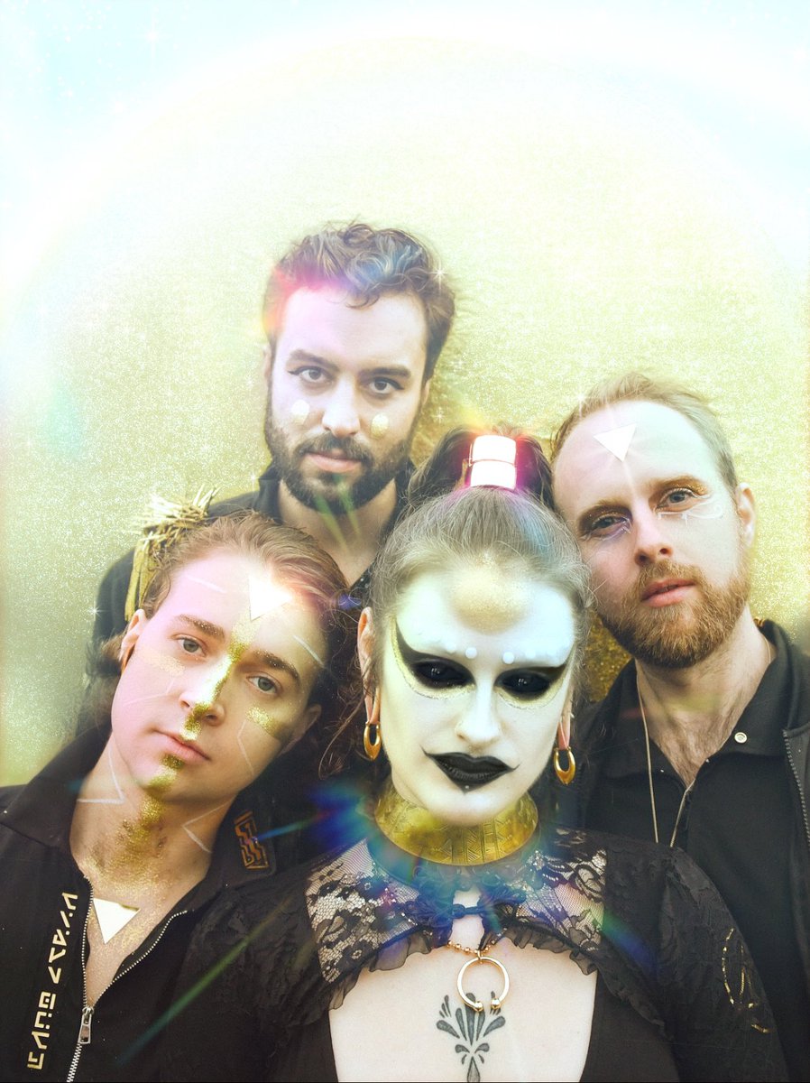 Gold_Casio's tweet photo. SURPRISE! We’re excited to be back @theboweryelectric this Friday 10/8, w/ Neoma, Shadowdaddy &amp; Bindy ✨ let’s make some magic ✨ swipe for details and a full range of emotions!
Vaccine proof required, tix link below xo

https://t.co/B74AnHwVVZ
#livemusicnyc #gigfinesse #magic https://t.co/w6Mr8YsM8j