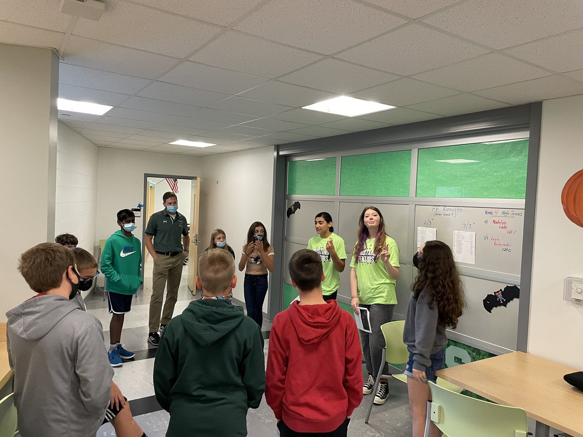Mustang Mentors (7/8 students) teaching character lessons on Belonging, Acceptance &amp; Respect to 6th grade students! So proud of their leadership and confidence! <a href="/TheSMSMustangs/">Strongsville Middle School</a> @SMS_Bailey <a href="/Peters5Peters/">Justina Peters</a> #GoBIG #RaisingTheBAR
