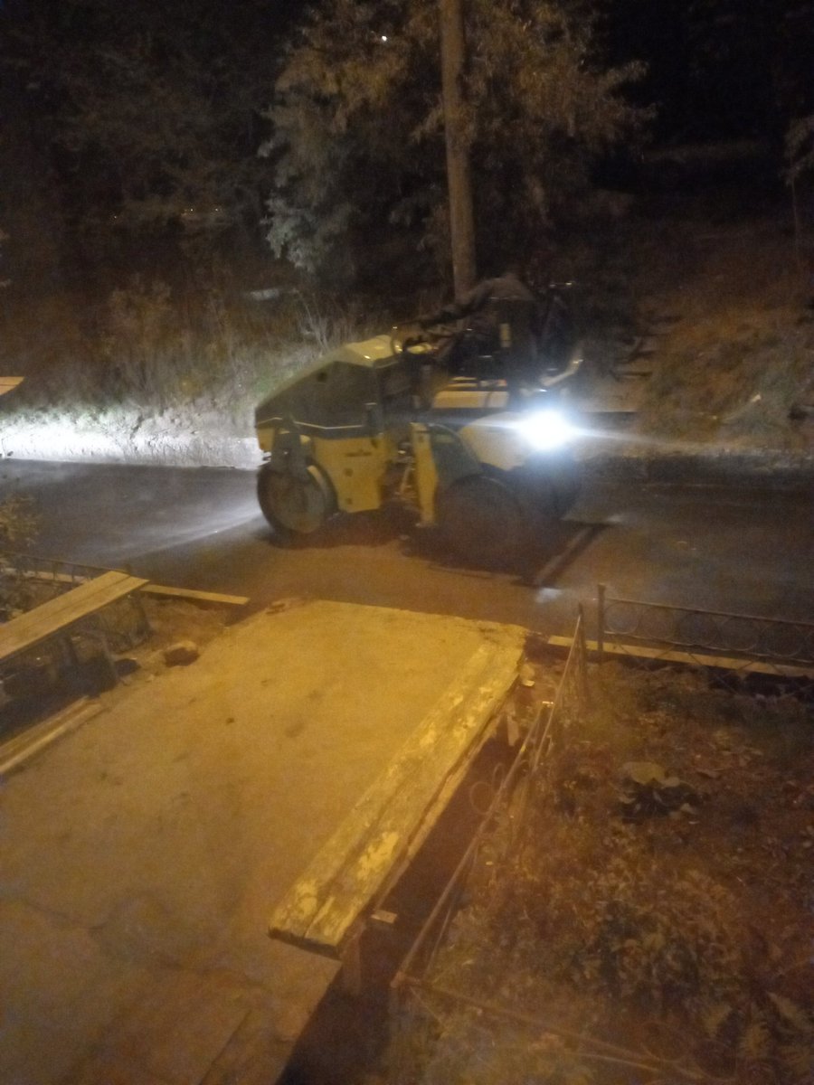 AlexBraslav's tweet photo. @Gilischnik скажите пожалуйста, а днём нельзя проводить работы по укладке? https://t.co/DZ3cNn01h5