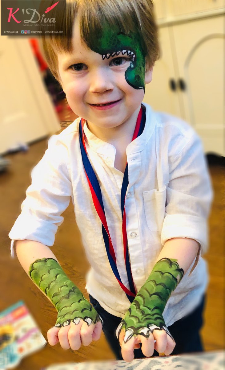 KDivaUK's tweet photo. Need a not so horrifying #Halloween look for the kids? How about a not-so-scary #dinosaur? Get in touch for Facepainting for your Halloween party

#facepainter #claws #boysfacepaint #londonfacepainter #facepaintingideas #halloweenparty #explore #spooky #armart #halloweenfacepaint https://t.co/iZMrQJIABg
