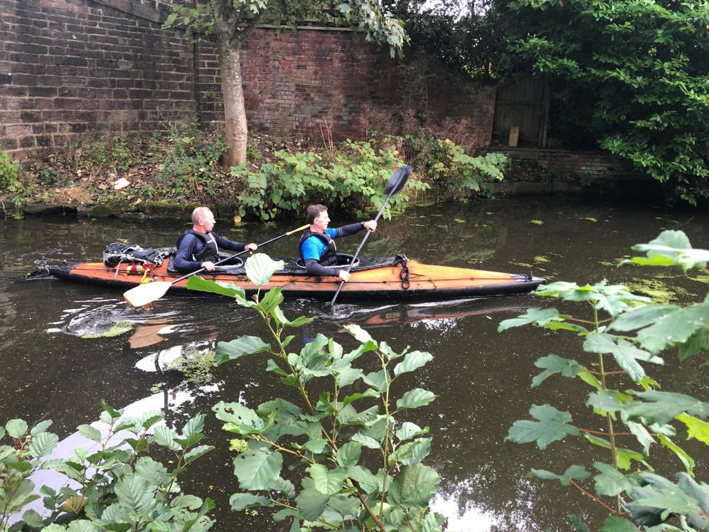 Row4Rob's tweet photo. @SkySportsRL , @WiganWarriorsRL and @sydneyroosters Phil Clarke brings  day 3 to a close. Stay tuned for details of our BIG finish near the DW Stadium in Wigan tomorrow.
You can still donate here: https://t.co/tdSbQQJDQj https://t.co/r0S0u1xNl9