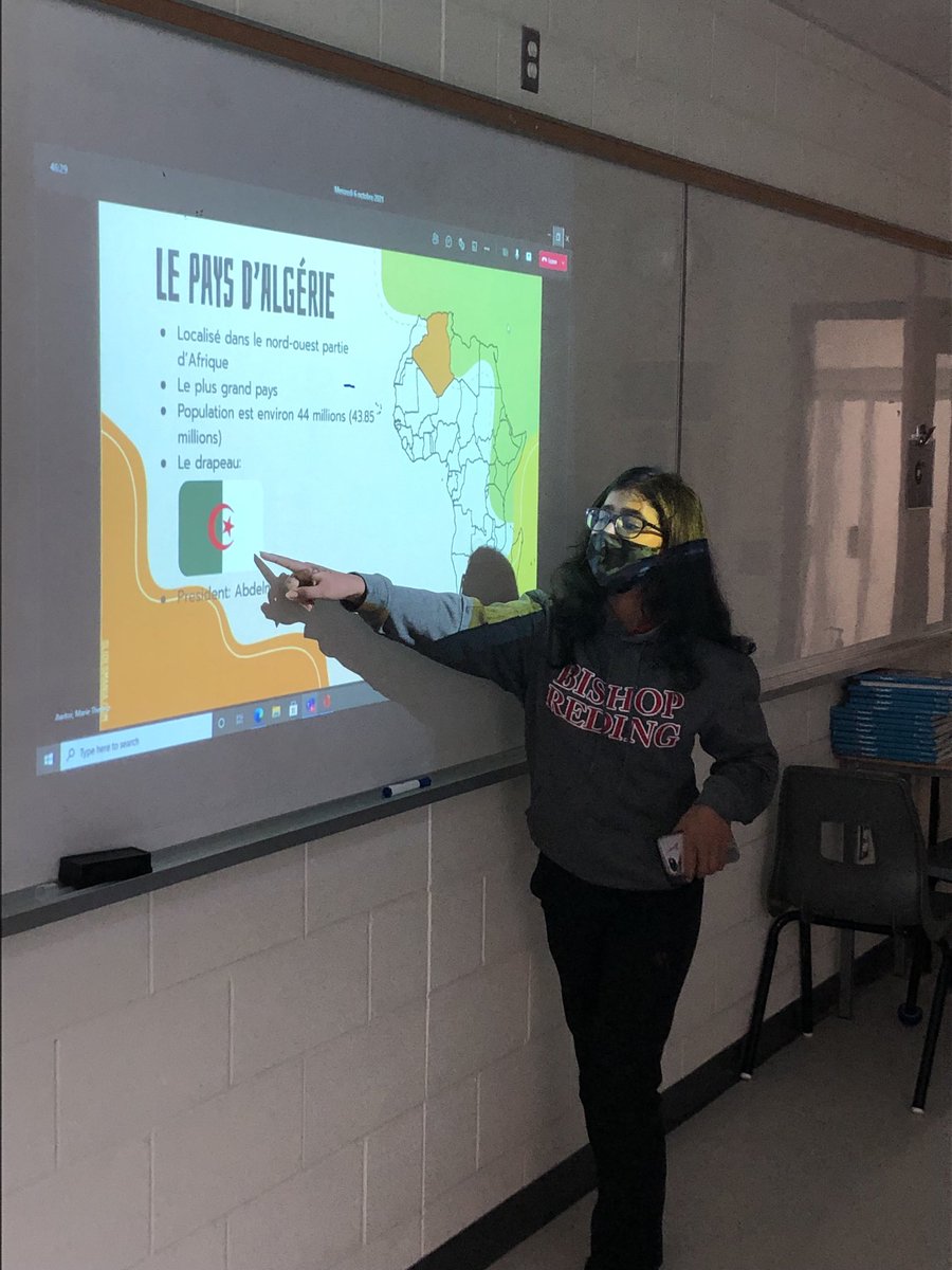 AwitorMarie's tweet photo. Today, my AP French Students are talking about African Francophones countries. This student was about to compare sports in Algeria and in Canada… I love traveling with my students while being in Milton 😁 #francophile #HcdsbFr https://t.co/wt7F9h8S0a