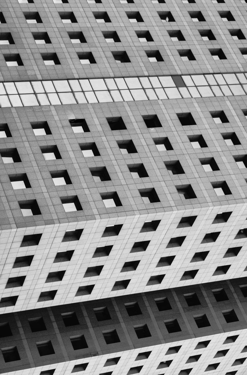 JuliaKlyuch's tweet photo. Israel,Haifa.
Sep2021

.
#streetphotography 
#blackandwhite 
#abstractart 
#DigitalMarketing #digitalartwork 
#nftart #onlineart #artforsale #photography #abstractnft #NFT #nftcollector #architecture #architecturephotography https://t.co/uqXccySyaX