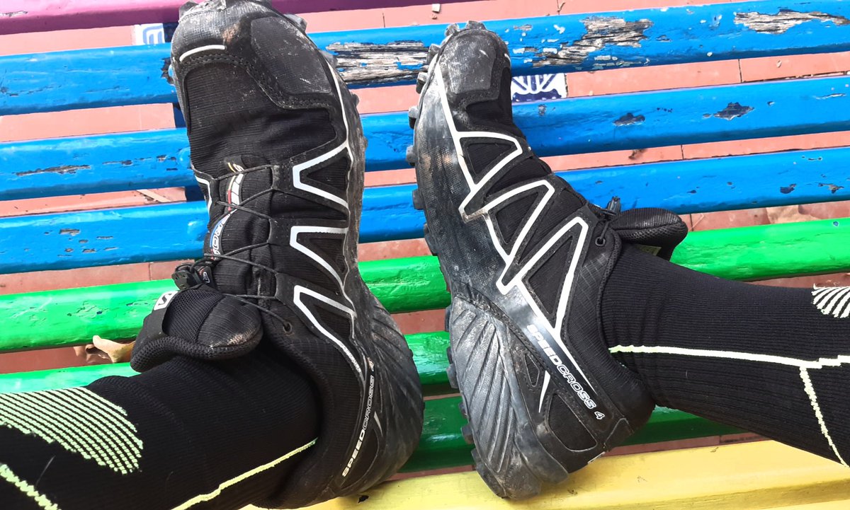 robertllops's tweet photo. Després d 10km x la ruta trail northern d #Benissa res com seure una estona en la placeta d la diversitat....q no tot siga correr, q les #SpeedCross també han d conéixer la #BenissaQueVe 🚩🔥🔥 https://t.co/XEx9iKQzt4