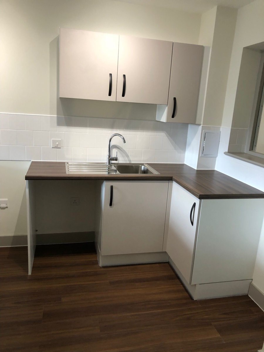 MurphyServices1's tweet photo. Builders and Sparkle Clean completed to 60 new build flats in Bow, London #newbuilds #buildersclean #sparkleclean https://t.co/6WpS3Bry9Y