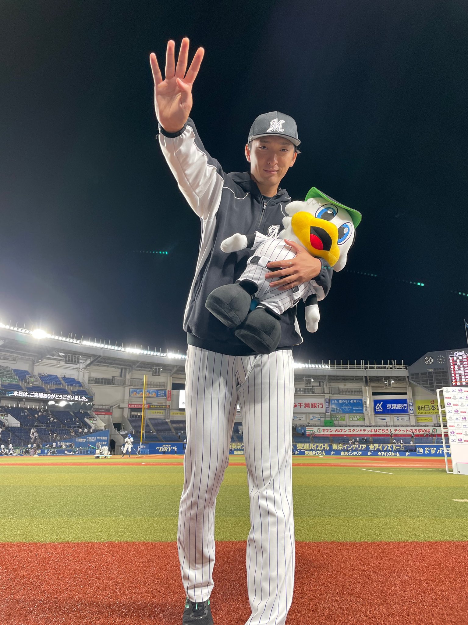 千葉ロッテマリーンズ on Twitter: 千葉ロッテマリーンズ on Twitter: