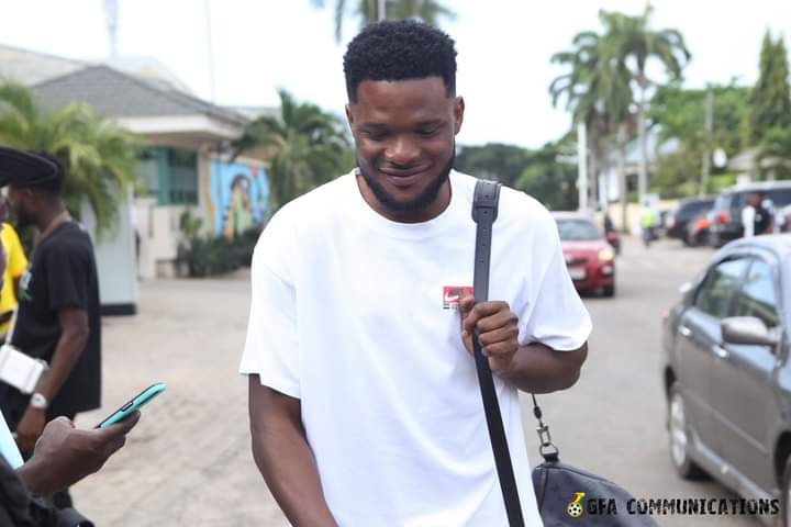 DreamsFootballC's tweet photo. 🇬🇭 | PRIDE

Former Dreams FC striker Benjamin Tetteh in the National team colors after his first deserving call up. 
 
👏 Go make us proud #BigZlatan

#IGWT | #TimeToBelieve https://t.co/8hqGOJ0yQN