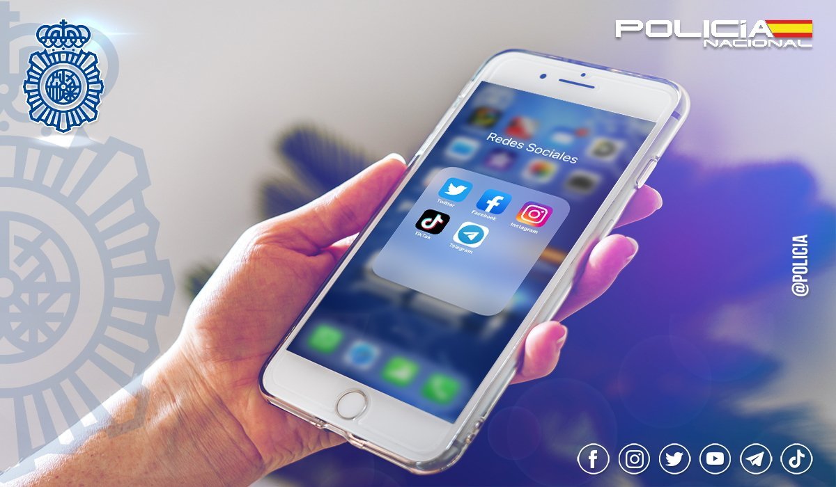 policia's tweet photo. ⁉¿Te has parado a pensar🤔... si conoces a todos los amigos que tienes en #RRSS? 

En #Internet no todo el mundo es quien dice ser🕵️‍♀️

👉Revisa con frecuencia las opciones de #privacidad
👉Compórtate en la #red como en la vida real https://t.co/2879GN6Ns2