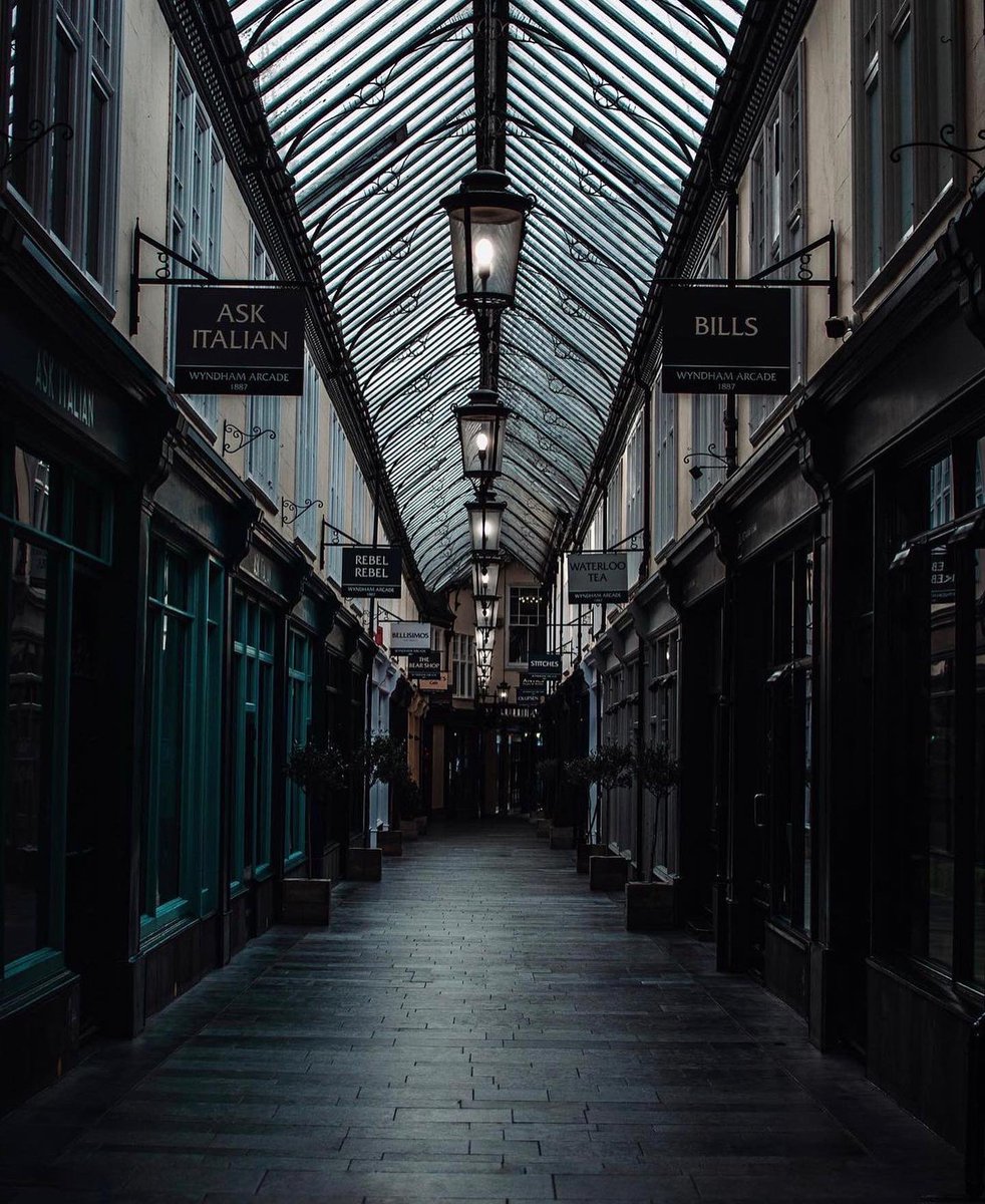 officegiovanni1's tweet photo. Tom Rokita🎞, will be handling the photography for the event. We’re very excited as his talent is unbelievable. Have a look at some of his past shots from The Mill Lane Cafe Quarter. 📸 https://t.co/1QomL3ojLl