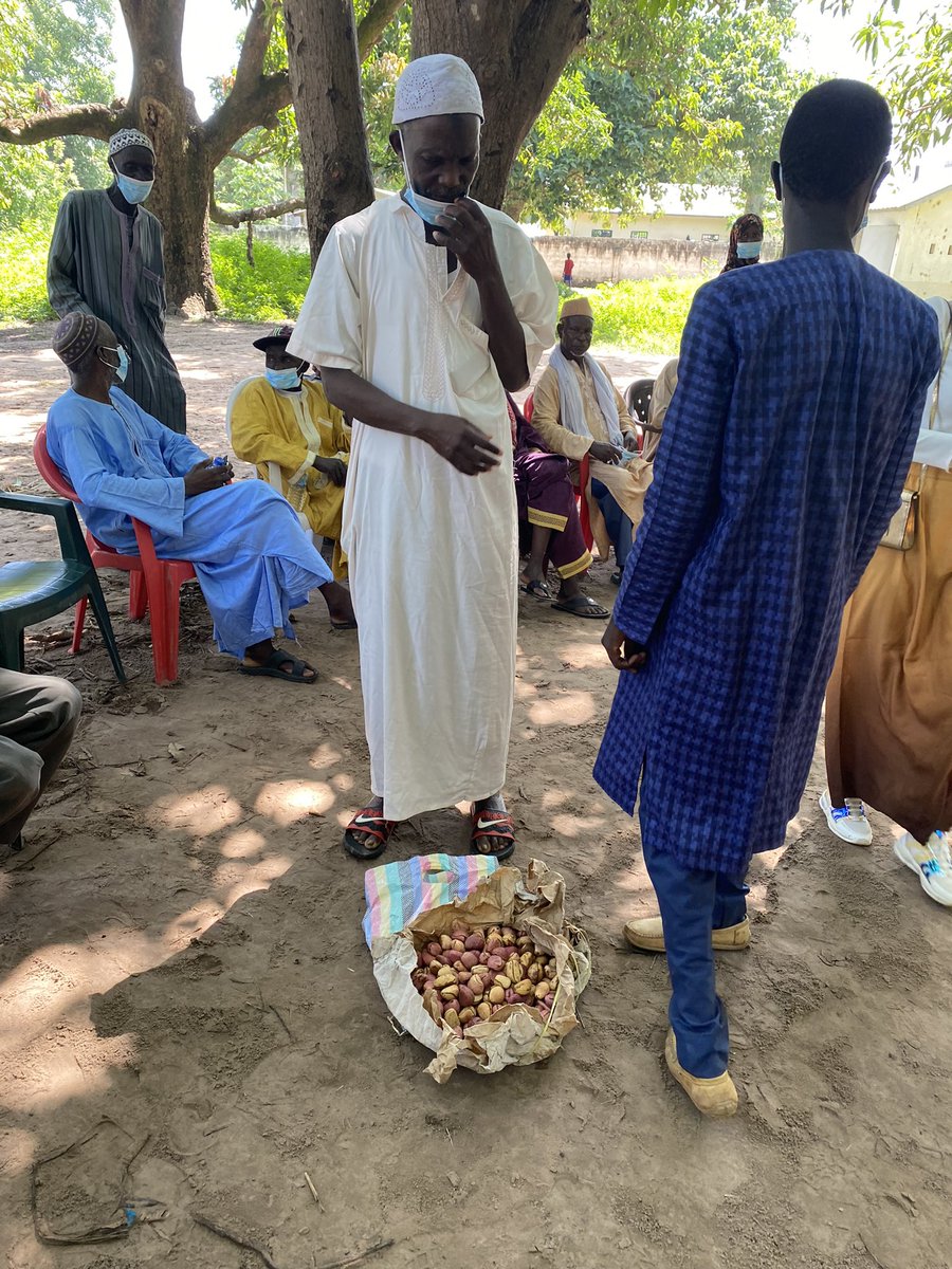 WomenInLiberat1's tweet photo. Inorder to prevent conflict & avoid repetition, it is vital that we empower #women.
We are excited to announce that the #Alkalo of #Sintet has given the women we have been working with a piece of land to contribute in the communities building of #Memorilisation @CanEmbSenegal https://t.co/BlFPNjDH1J