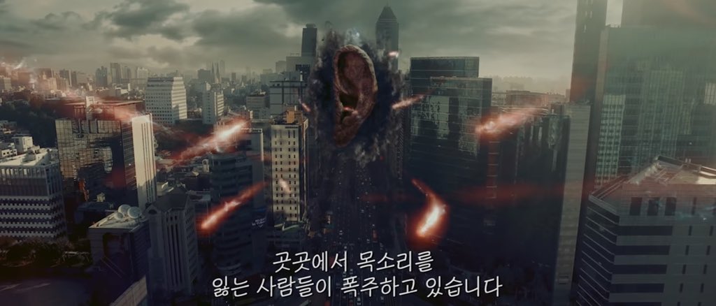 stellarcb97's tweet photo. the city during and after the sound monster's attack ?? https://t.co/Fe0XNpowlh