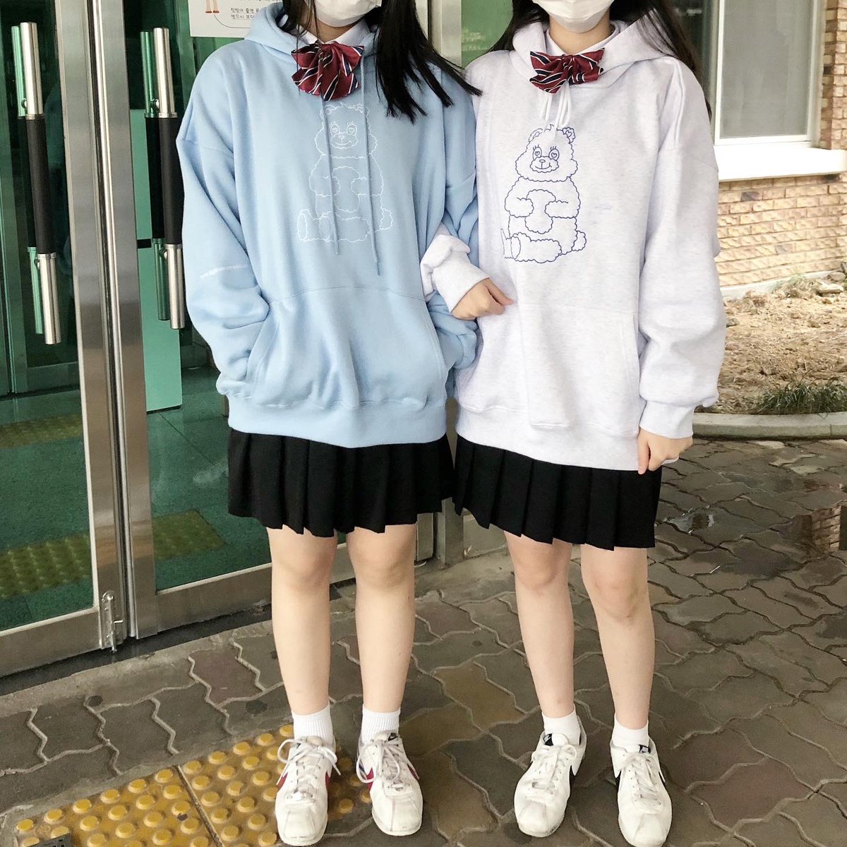 🐻곰돌이 후드티 이벤트🐻
🐻#알티 = 참여완료 🐻

#알티이벤트 #RT #RT이벤트 #무료나눔