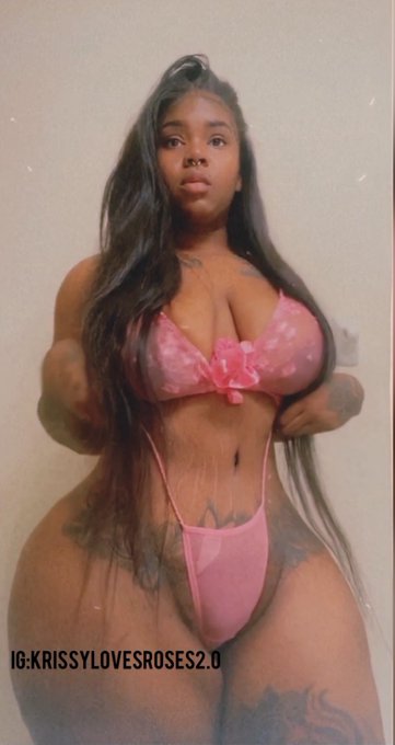 Do you like pink? https://t.co/SaXkpKAzOQ